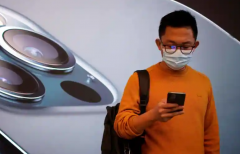 Android手机和iPhone每4分钟半发送一次手机